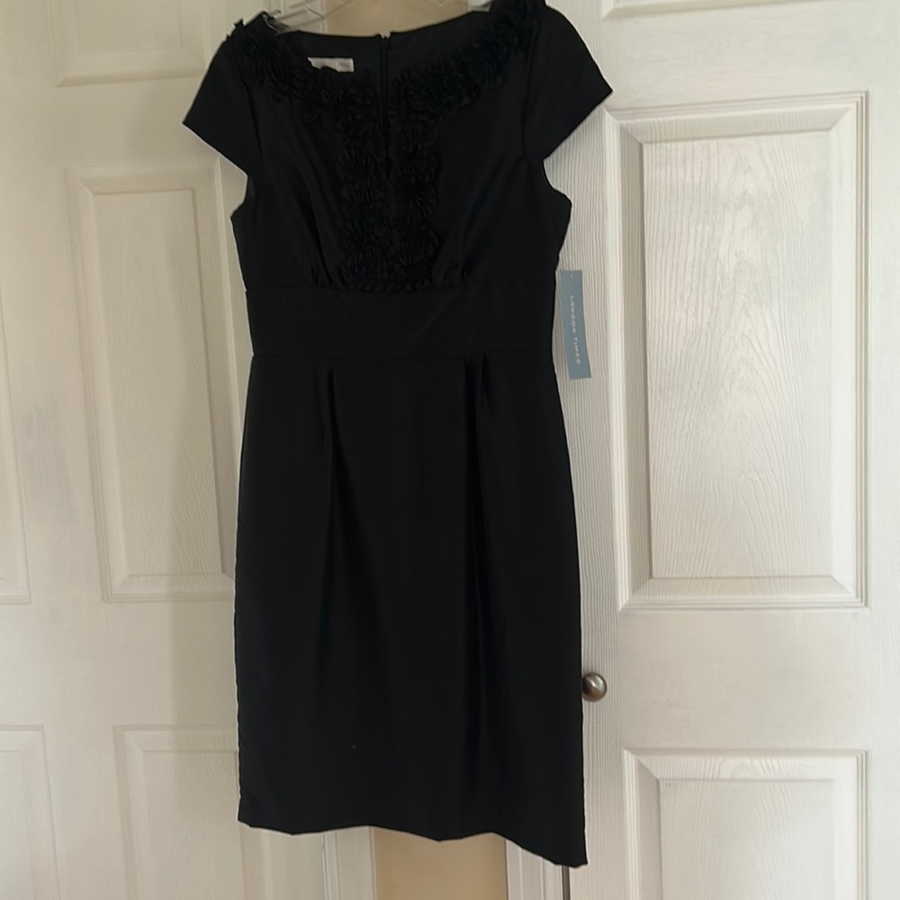 Black dress size 8